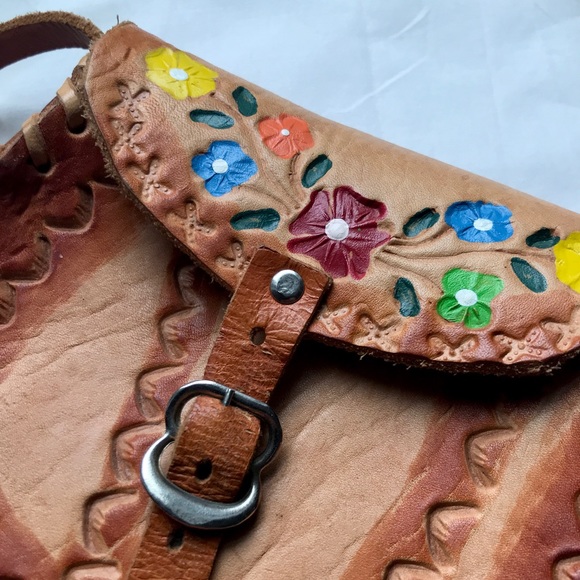 Handmade leather mini bag - embossed & painted - Picture 2 of 3